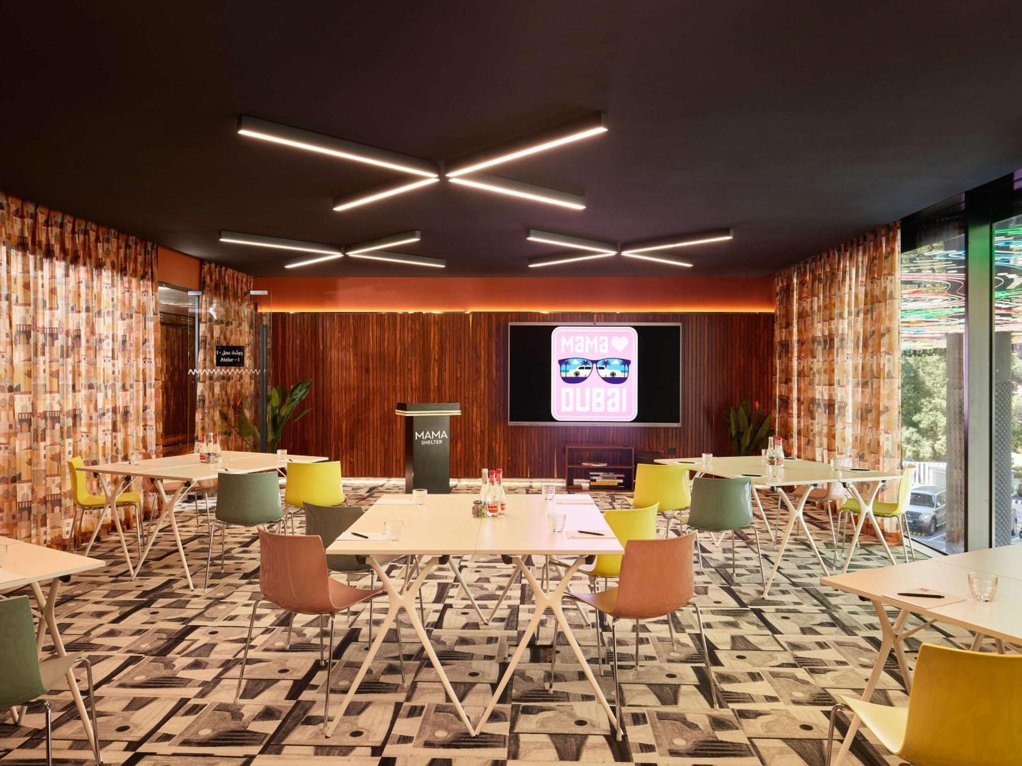 Hotel Mama Shelter Dubaj Exteriér fotografie